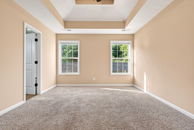 493 Comanche Ct, Clarksville, TN 37042