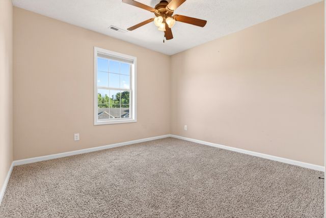 493 Comanche Ct, Clarksville, TN 37042