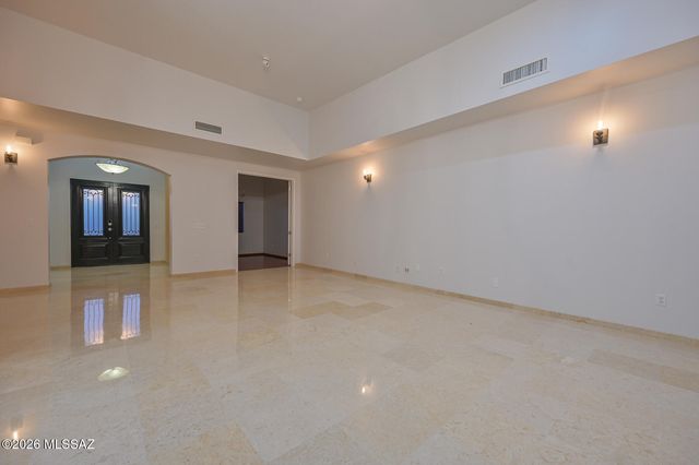 630 N Maxine Drive, Vail, AZ 85641