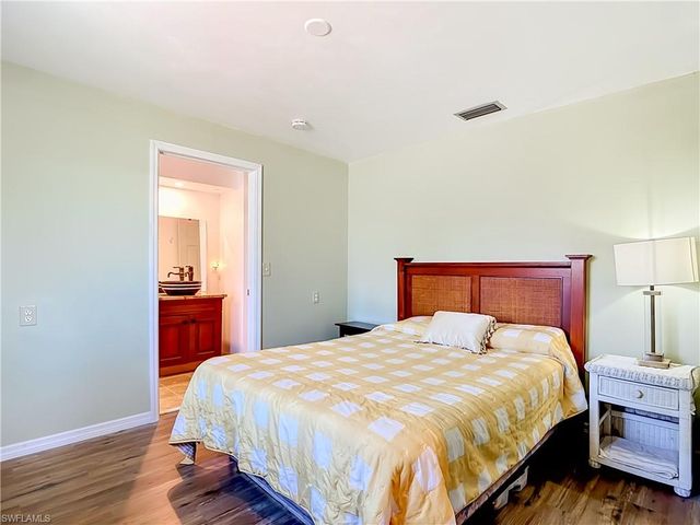 7861 Buccaneer DR, Fort Myers Beach, FL 33931