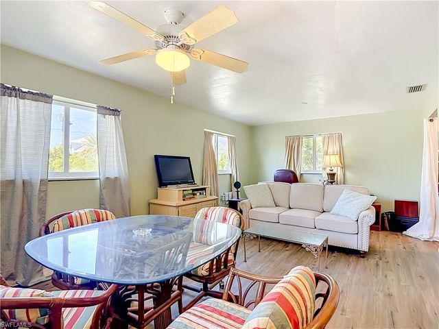 7861 Buccaneer DR, Fort Myers Beach, FL 33931