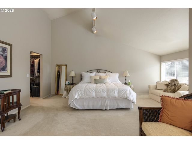 4467 THUNDER VISTA Ln, Lake Oswego, OR 97035