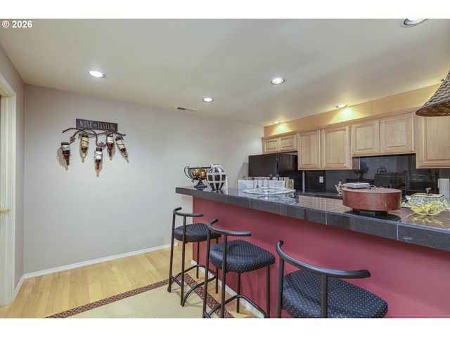 4467 THUNDER VISTA Ln, Lake Oswego, OR 97035