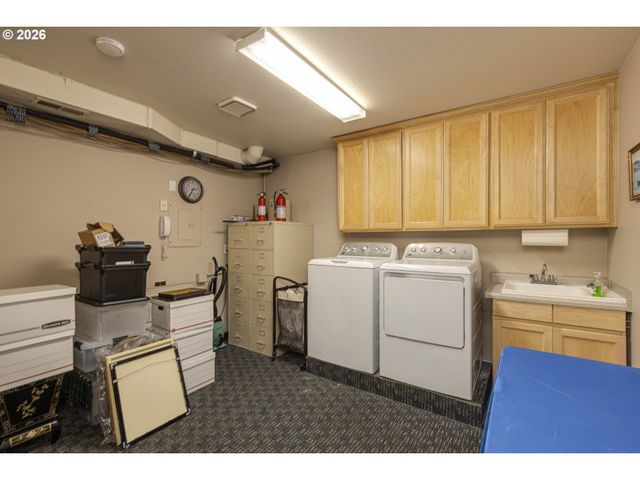 4467 THUNDER VISTA Ln, Lake Oswego, OR 97035