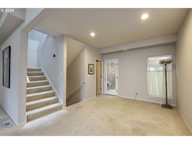 4467 THUNDER VISTA Ln, Lake Oswego, OR 97035
