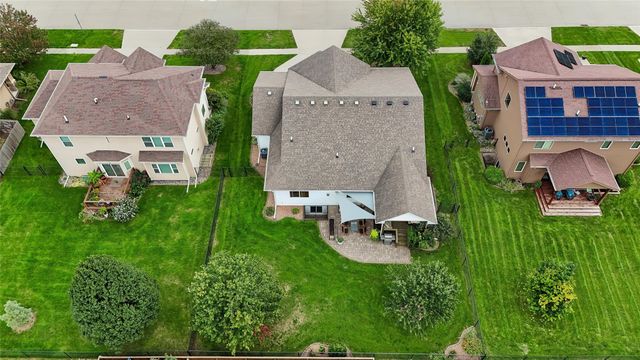 243 S 85th Street, West Des Moines, IA 50266