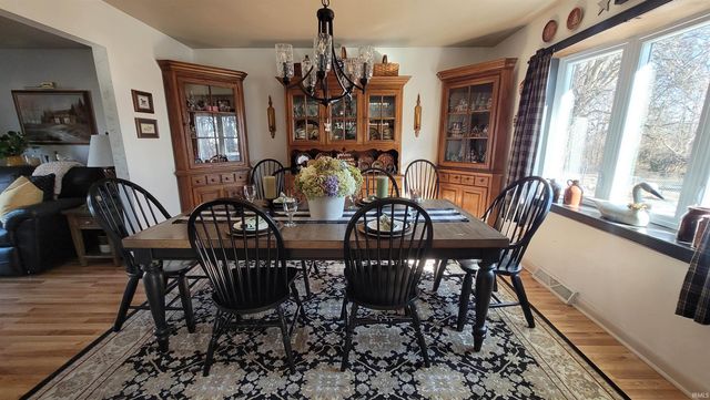 1324 Cardinal Drive, Mount Vernon, IN 47620