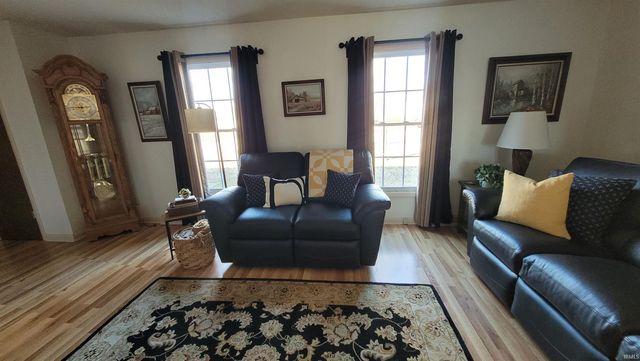1324 Cardinal Drive, Mount Vernon, IN 47620