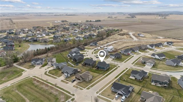 6426 Prairie Rose Circle SW, Cedar Rapids, IA 52404