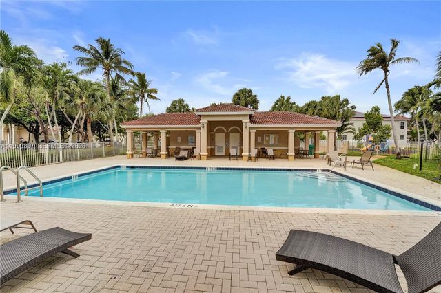 12795 SW 22nd St, Miramar, FL 33027