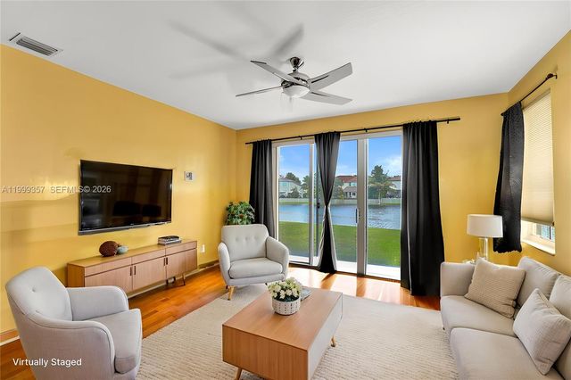 12795 SW 22nd St, Miramar, FL 33027