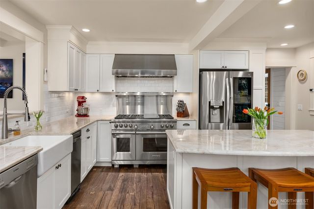 5057 NE Hazelnut Way, Kingston, WA 98346