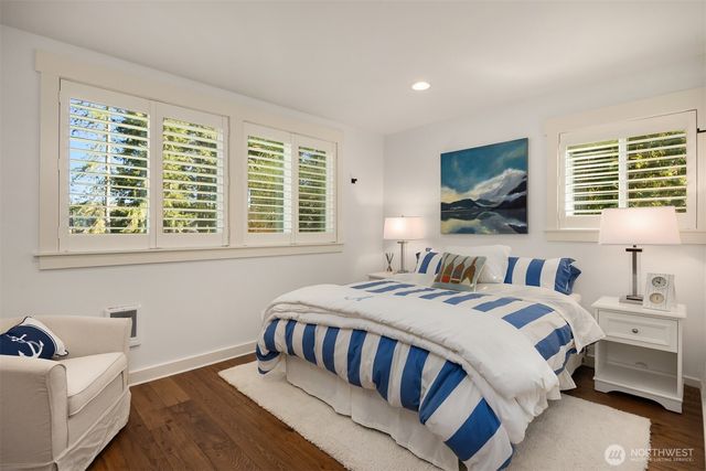 5057 NE Hazelnut Way, Kingston, WA 98346