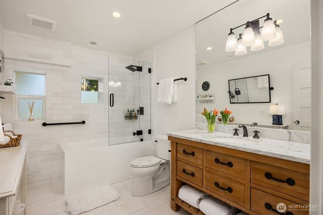 5057 NE Hazelnut Way, Kingston, WA 98346