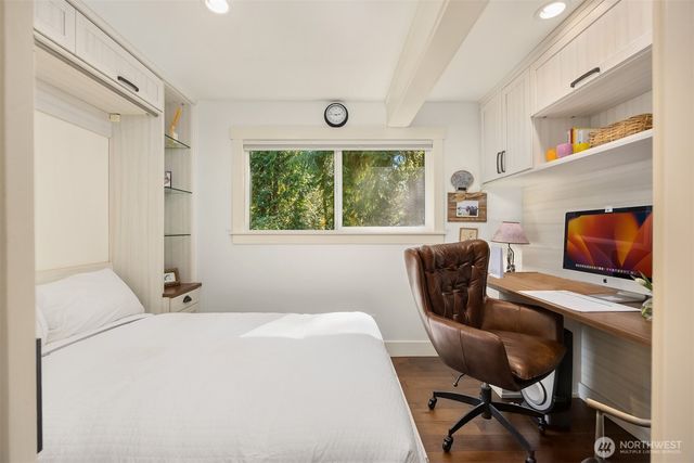 5057 NE Hazelnut Way, Kingston, WA 98346