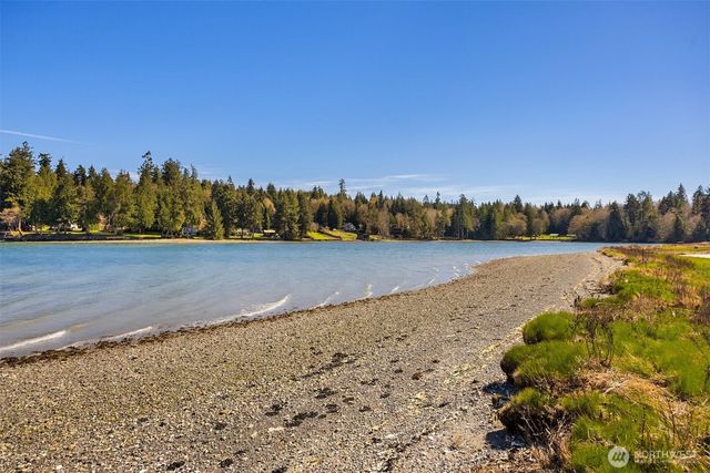 5057 NE Hazelnut Way, Kingston, WA 98346