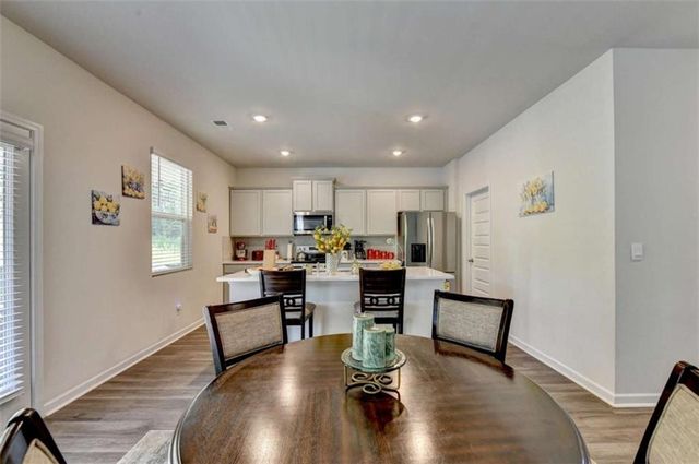 147 Storm Lane, Hoschton, GA 30548