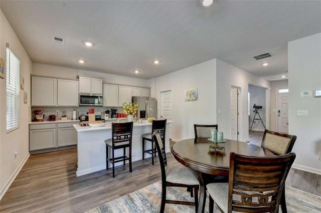 147 Storm Lane, Hoschton, GA 30548
