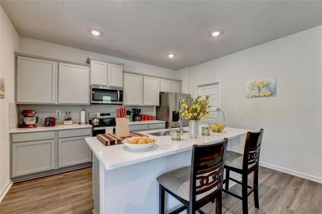 147 Storm Lane, Hoschton, GA 30548