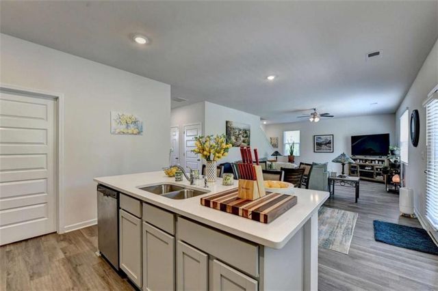 147 Storm Lane, Hoschton, GA 30548
