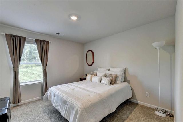 147 Storm Lane, Hoschton, GA 30548