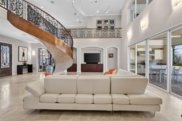 12 CRAIN COURT, Palm Coast, FL 32137