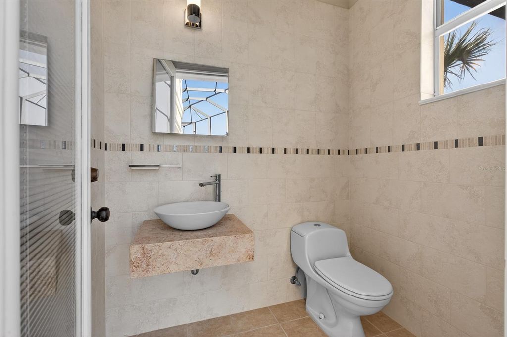 Image 58 of property listing at 12 CRAIN COURT, Palm Coast, FL 32137