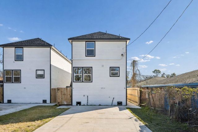 3910 Woolworth Street A, Houston, TX 77026