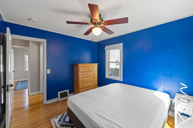 2901 Zenith Avenue N, Robbinsdale, MN 55422