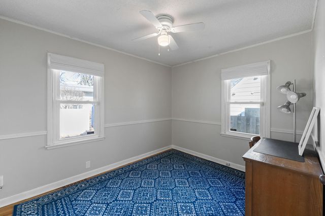 2901 Zenith Avenue N, Robbinsdale, MN 55422