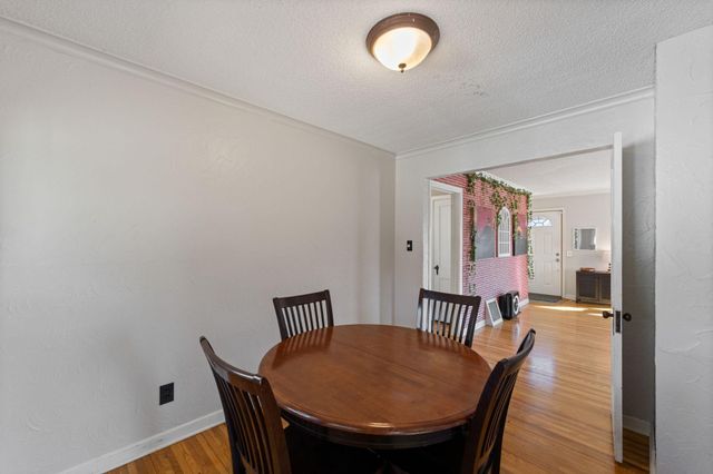 2901 Zenith Avenue N, Robbinsdale, MN 55422