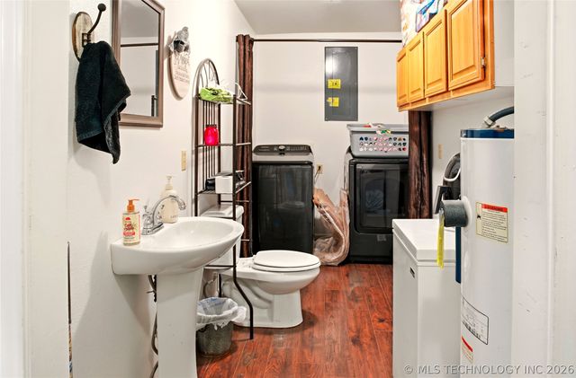 1627 S Locust Avenue, Westville, OK 74965