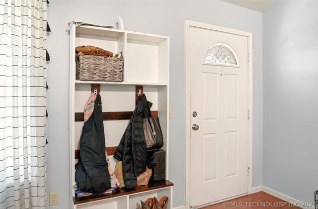 1627 S Locust Avenue, Westville, OK 74965