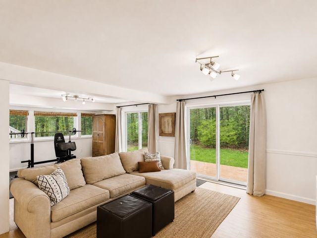 35 Radcliffe Drive, Milford, NH 03055