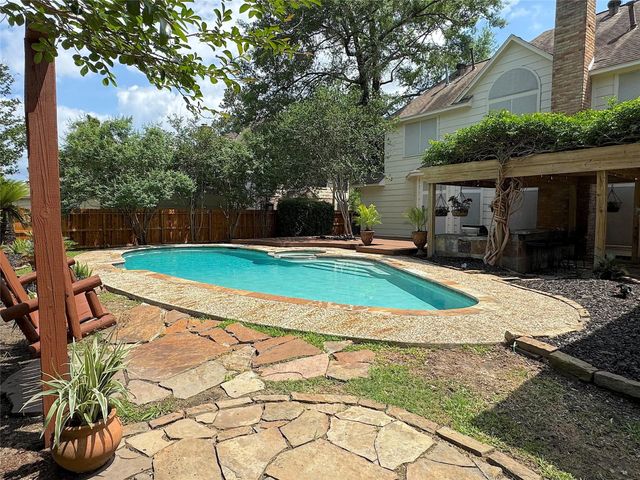 1911 Tawny Oaks Drive, Kingwood, TX 77345