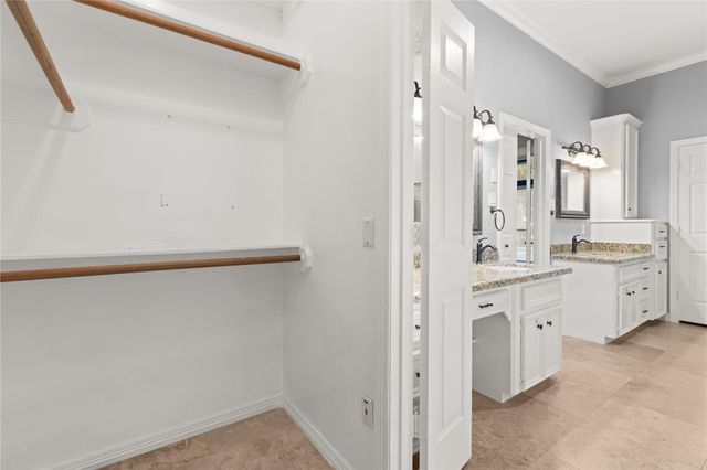 1911 Tawny Oaks Drive, Kingwood, TX 77345