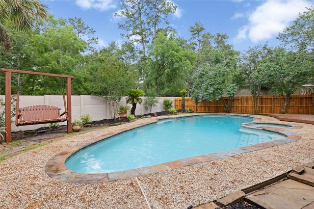 1911 Tawny Oaks Drive, Kingwood, TX 77345