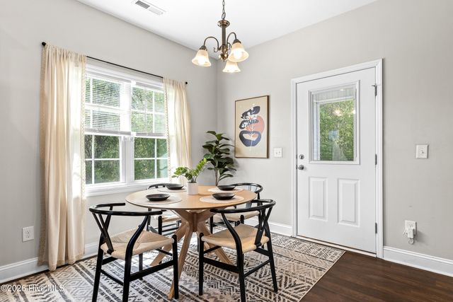 304 Maidstone Drive, Richlands, NC 28574