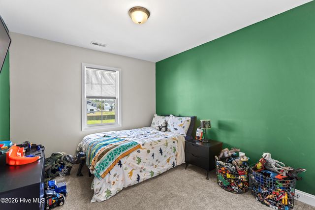 304 Maidstone Drive, Richlands, NC 28574