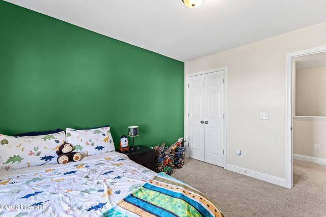 304 Maidstone Drive, Richlands, NC 28574