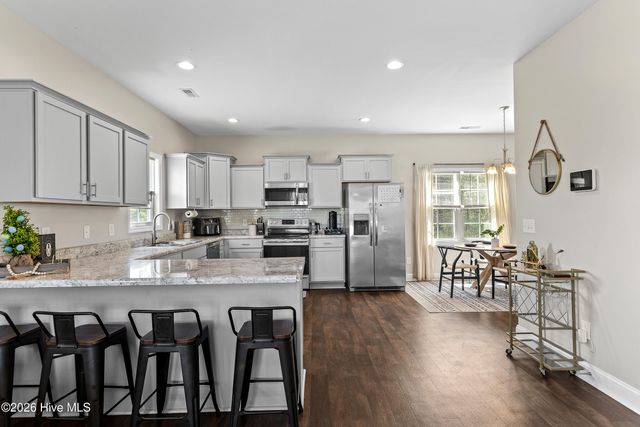 304 Maidstone Drive, Richlands, NC 28574