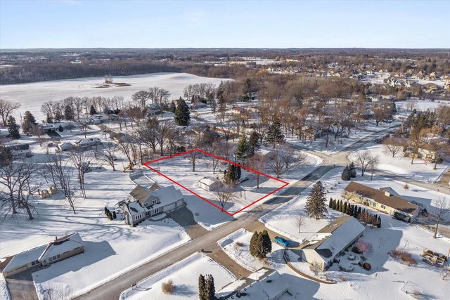 9257 S 94th STREET, Franklin, WI 53132