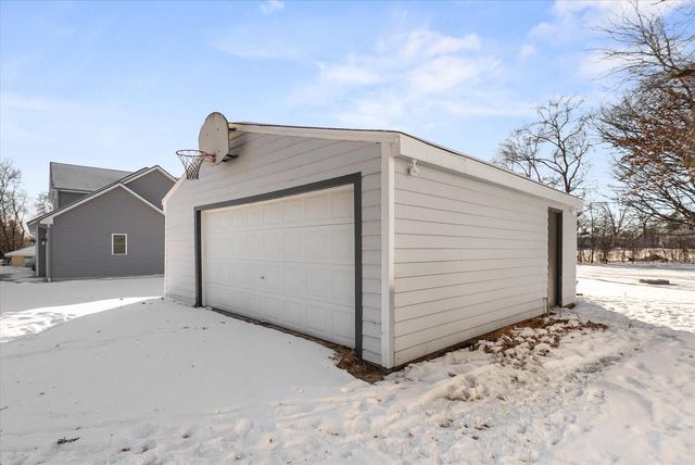 9257 S 94th STREET, Franklin, WI 53132