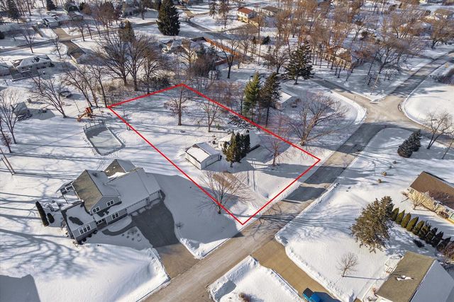 9257 S 94th STREET, Franklin, WI 53132