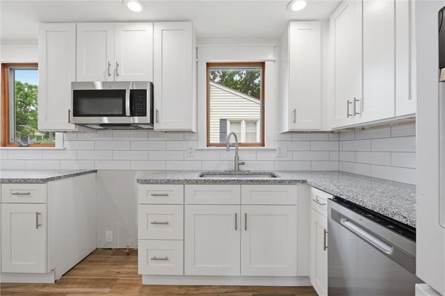 301 Allcutt Avenue, Bonner Springs, KS 66012