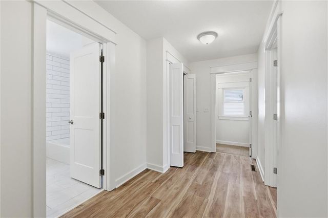 301 Allcutt Avenue, Bonner Springs, KS 66012