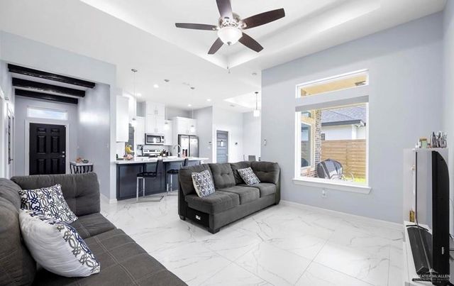 3929 Burr Drive, Edinburg, TX 78542