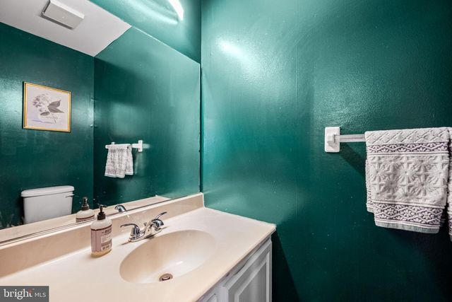 11 LINDEN CT, Boyertown, PA 19512