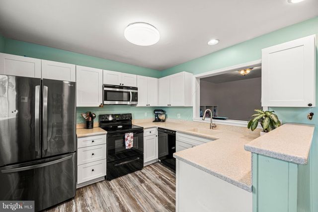 11 LINDEN CT, Boyertown, PA 19512