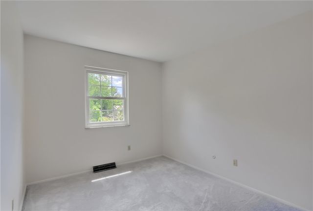600 Joan Street, Cranberry Twp, PA 16066